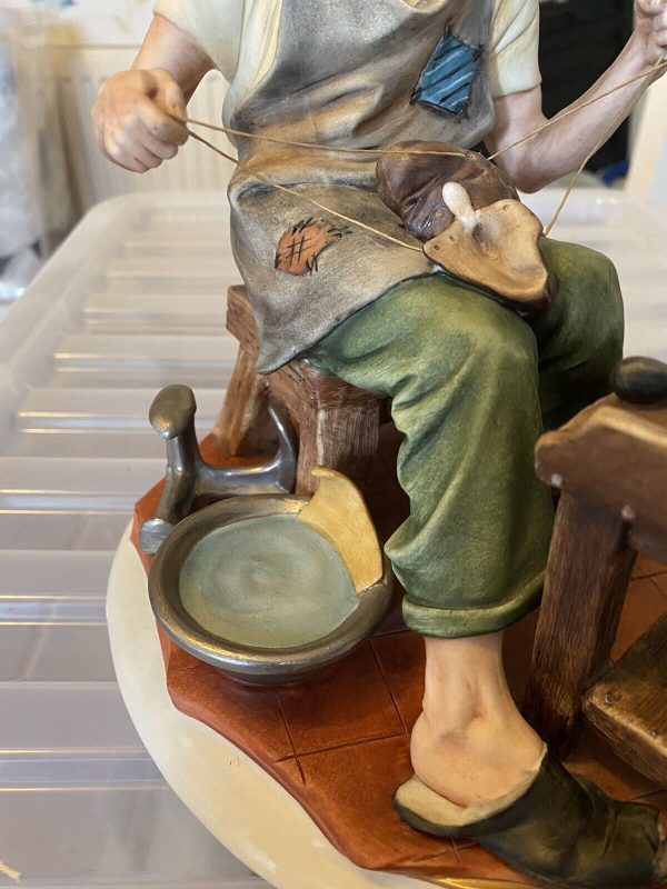 Capodimonte-Cobbler-Ceramic-Figurine-385034495435-5