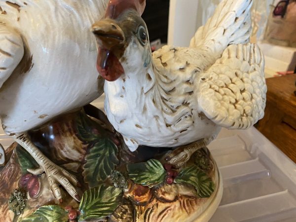 capodimonte-chickens-large-figure-385034523598-5