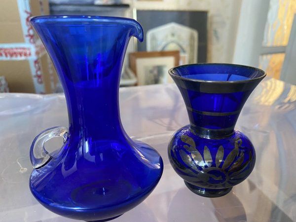 pair-of-blue-victorian-vases-384913289128